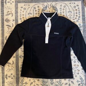 Columbia Black Fleece Pullover with White Contrast Placket